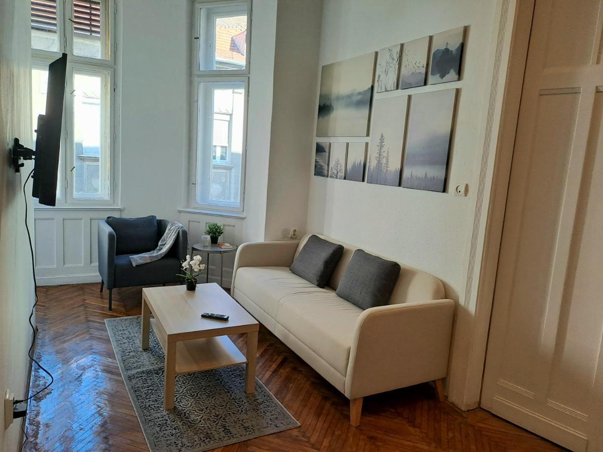 Emerald Apartment Budapest Exterior foto